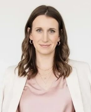 Woman portrait with natural makeup and soft neutral background